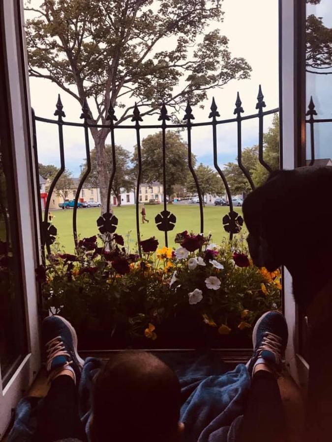 Malin Townhouse Guest House Bagian luar foto