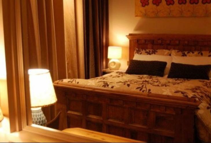 Malin Townhouse Guest House Bagian luar foto